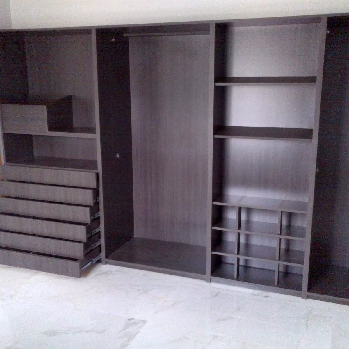Closet-3