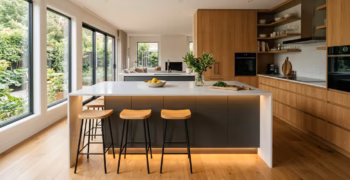 Planifica y diseña cocinas modernas con isla para tu hogar